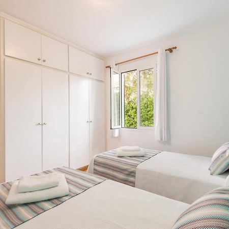 كالا إن بلانيس Villas Isi & Ana Mestral المظهر الخارجي الصورة