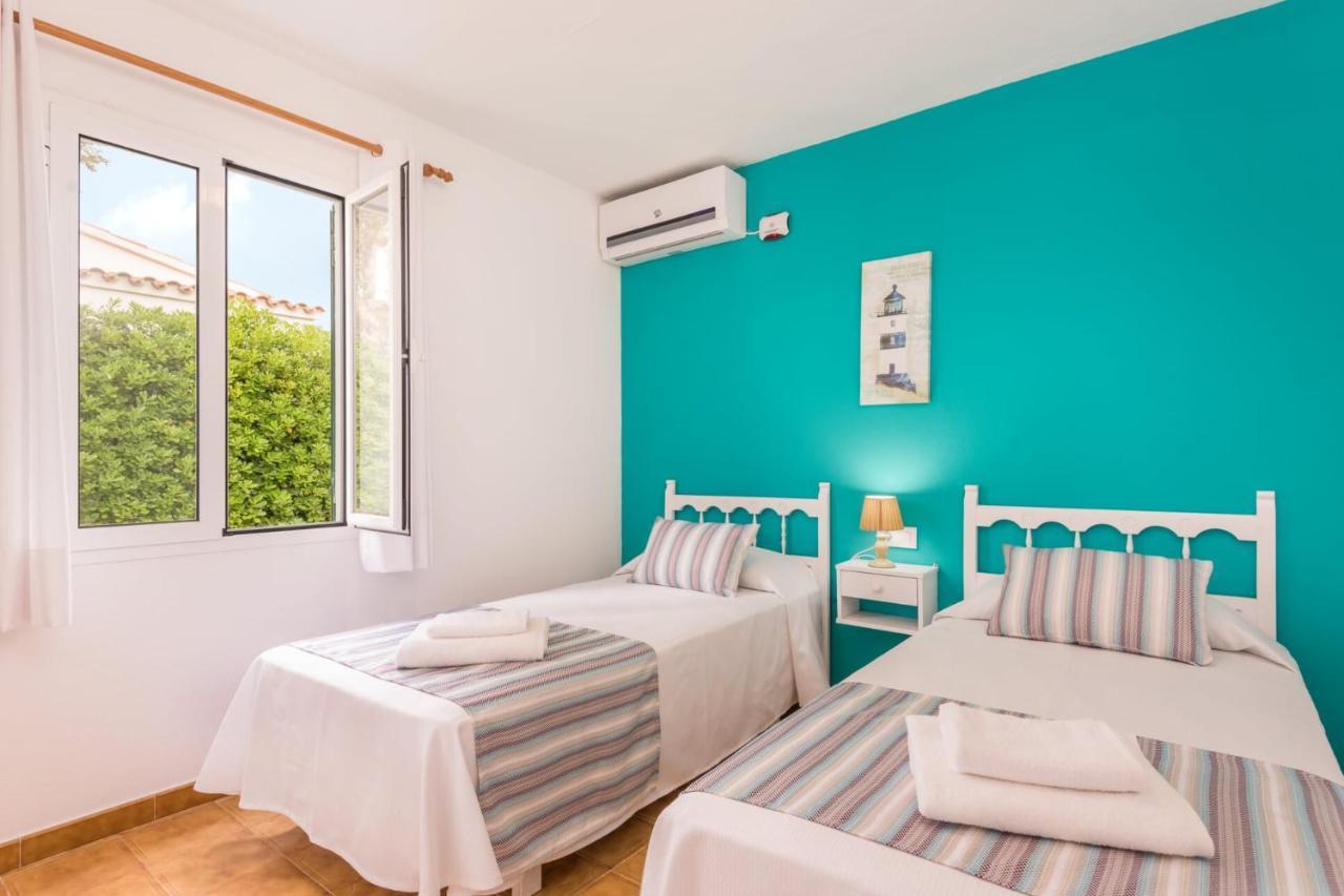 كالا إن بلانيس Villas Isi & Ana Mestral المظهر الخارجي الصورة